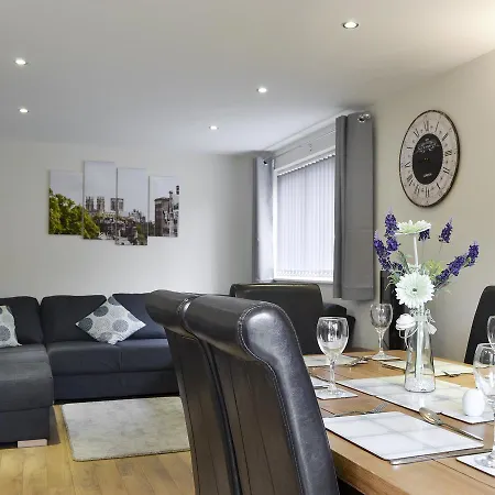 Holiday home Elmpark York